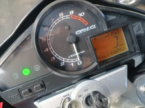 HONDA CB 300 R ABS, Foto 4