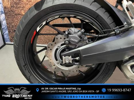 HONDA CB 650 F ABS, Foto 2