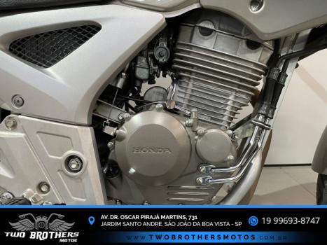 HONDA CBX Twister 250 , Foto 3