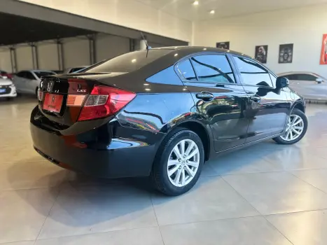 HONDA Civic 1.8 16V 4P FLEX LXS, Foto 6