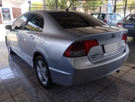 HONDA Civic 1.8 16V 4P FLEX LXS AUTOM�TICO, Foto 6