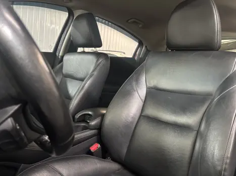 HONDA HR-V 1.8 16V 4P LX FLEX AUTOM�TICO CVT, Foto 22