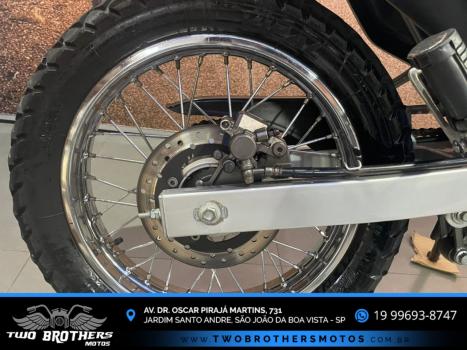 HONDA NX Falcon 400, Foto 2