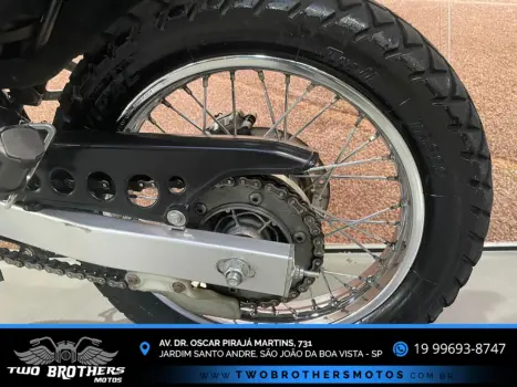 HONDA NX Falcon 400, Foto 9