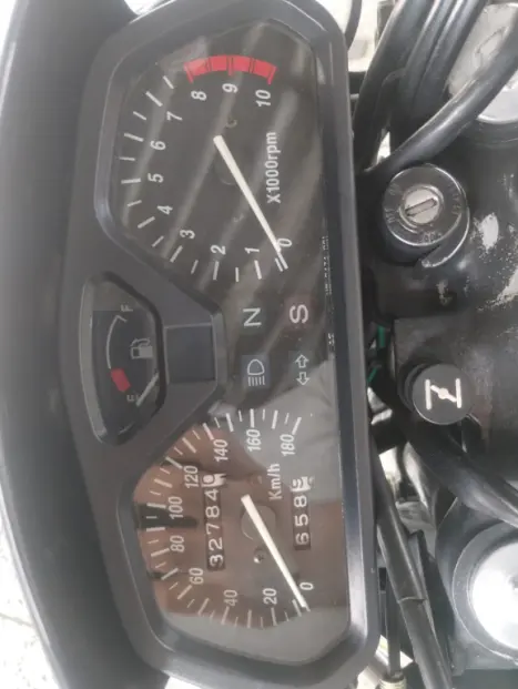 HONDA NX Falcon 400, Foto 4