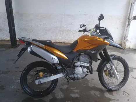 HONDA XRE 300 ABS, Foto 2