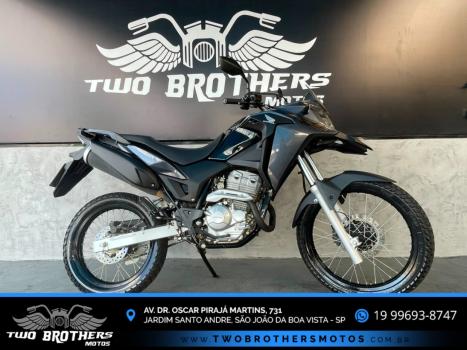 HONDA XRE 300 ABS, Foto 1