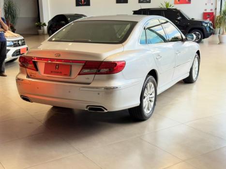 HYUNDAI Azera 3.3 V6 24V GLS AUTOM�TICO, Foto 3
