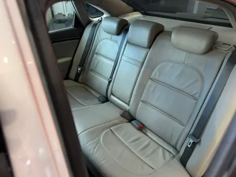 HYUNDAI Azera 3.3 V6 24V GLS AUTOM�TICO, Foto 10