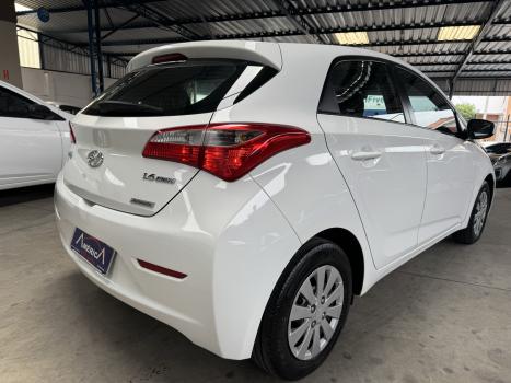 HYUNDAI HB 20 Hatch 1.6 16V 4P FLEX COMFORT PLUS AUTOMTICO, Foto 3