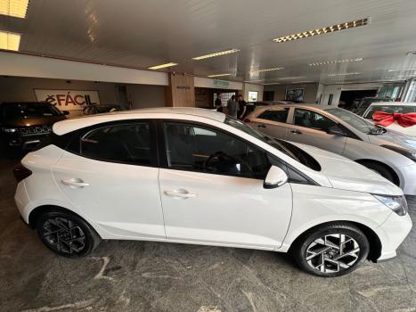 HYUNDAI HB 20 Hatch 1.0 12V 4P FLEX TGDI TURBO COMFORT AUTOM�TICO, Foto 2