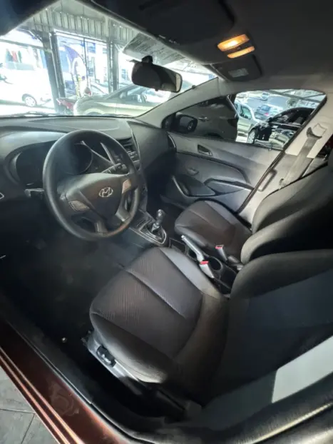 HYUNDAI HB 20 Hatch 1.6 16V 4P FLEX COMFORT PLUS, Foto 7