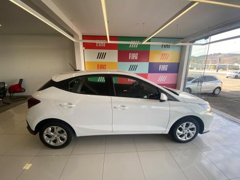 HYUNDAI HB 20 Hatch 1.6 16V 4P FLEX COMFORT PLUS AUTOM�TICO, Foto 5