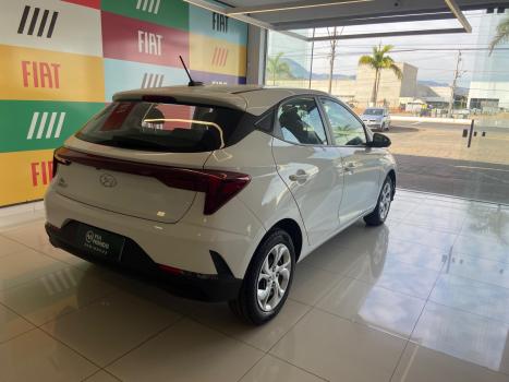 HYUNDAI HB 20 Hatch 1.6 16V 4P FLEX COMFORT PLUS AUTOM�TICO, Foto 8