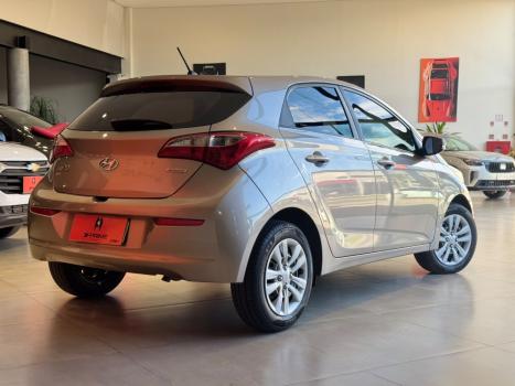 HYUNDAI HB 20 Hatch 1.6 16V 4P FLEX COMFORT PLUS AUTOMÁTICO, Foto 4