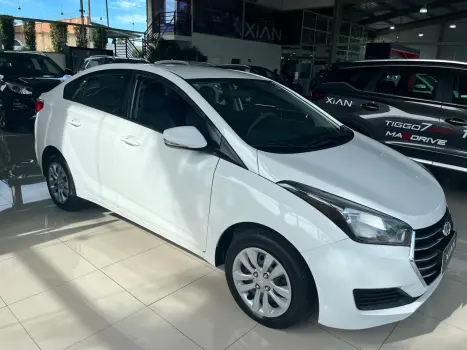 HYUNDAI HB 20 Sedan 1.6 16V 4P FLEX COMFORT PLUS, Foto 2