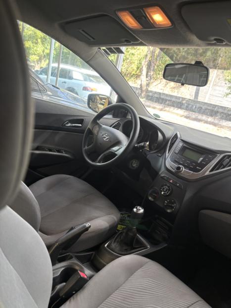 HYUNDAI HB 20 Sedan 1.6 16V 4P FLEX COMFORT PLUS, Foto 13