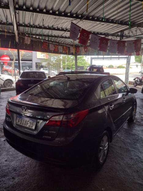 HYUNDAI HB 20 Sedan 1.6 16V 4P FLEX PREMIUM AUTOM�TICO, Foto 3