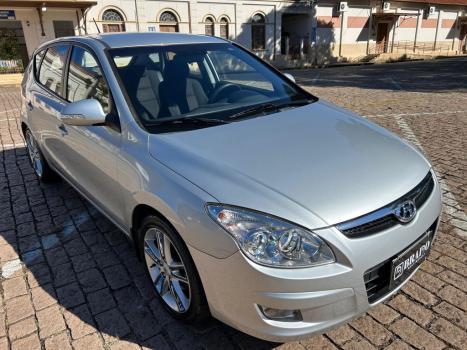 HYUNDAI I30 2.0 16V 4P, Foto 3