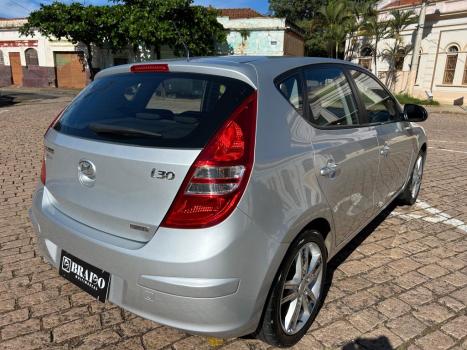 HYUNDAI I30 2.0 16V 4P, Foto 6