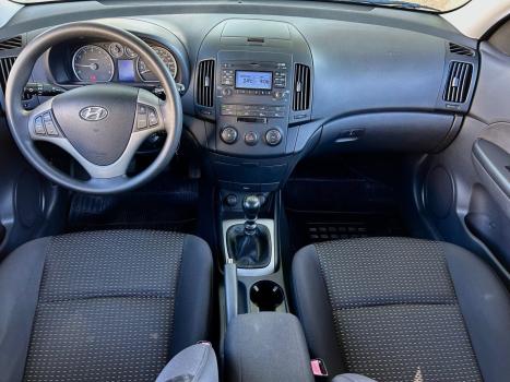 HYUNDAI I30 2.0 16V 4P, Foto 14