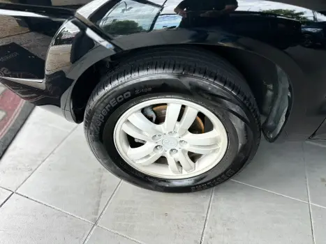HYUNDAI Tucson 2.0 16V 4P GL, Foto 7