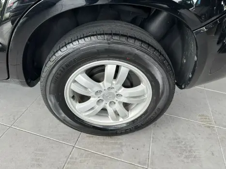 HYUNDAI Tucson 2.0 16V 4P GL, Foto 8