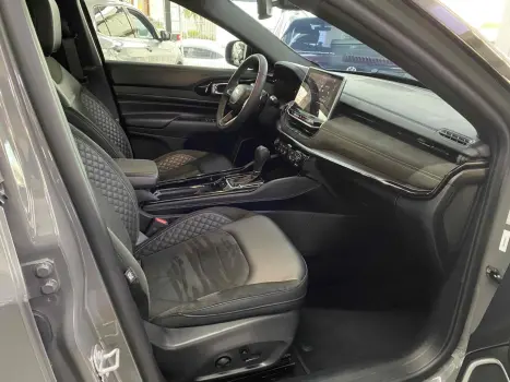 JEEP Commander 2.0 16V 4P HURRICANE 4 TURBO BLACKHAWK AUTOMTICO, Foto 14