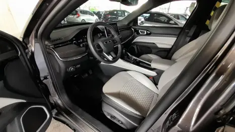 JEEP Commander 2.0 16V 4P TD380 LIMITED TURBO DIESEL AUTOM�TICO AT9, Foto 4