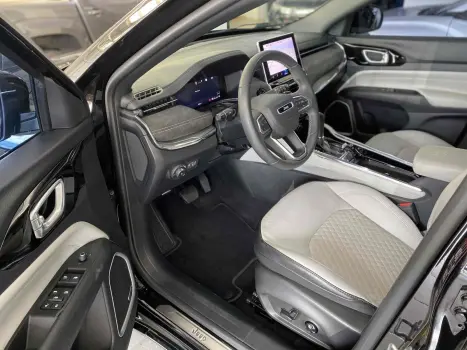 JEEP Commander 2.0 16V 4P TD380 OVERLAND 4X4 TURBO DIESEL AUTOM�TICO AT9, Foto 8