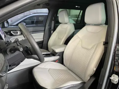 JEEP Commander 2.0 16V 4P TD380 OVERLAND 4X4 TURBO DIESEL AUTOM�TICO AT9, Foto 9