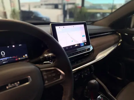 JEEP Commander 2.0 16V 4P HURRICANE 4 OVERLAND TURBO 4X4 AUTOM�TICO AT9, Foto 14