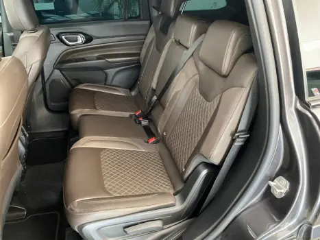 JEEP Commander 2.0 16V 4P TD380 OVERLAND 4X4 TURBO DIESEL AUTOM�TICO AT9, Foto 12