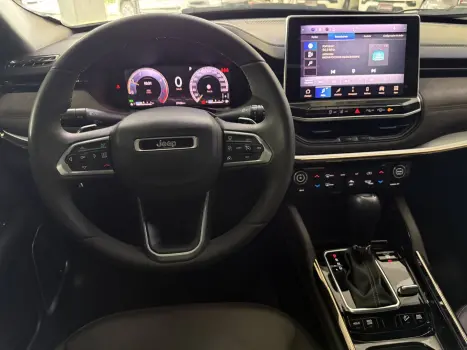 JEEP Commander 2.0 16V 4P TD380 OVERLAND 4X4 TURBO DIESEL AUTOMÁTICO AT9, Foto 9