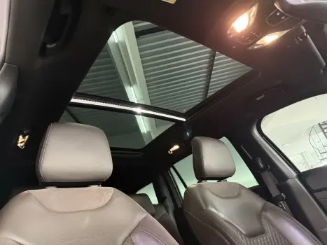 JEEP Commander 2.0 16V 4P TD380 OVERLAND 4X4 TURBO DIESEL AUTOMÁTICO AT9, Foto 15
