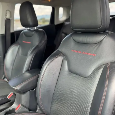 JEEP Compass 2.0 16V 4P 350 TRAILHAWK 4X4 TURBO DIESEL AUTOM�TICO, Foto 18