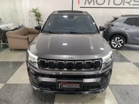 JEEP Compass 2.0 16V 4P HURRICANE 4 TURBO BLACKHAWK AUTOMÁTICO AT9, Foto 2
