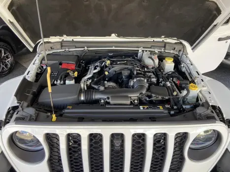 JEEP Gladiador 3.6 V6 32V 4P RUBICON 4X4 AUTOM�TICO, Foto 3