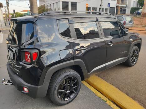 JEEP Renegade 1.8 16V 4P FLEX NIGTH EAGLE AUTOMÁTICO, Foto 4 JEEP Renegade 1.8 16V 4P FLEX NIGTH EAGLE AUTOMÁTICO, Foto 4