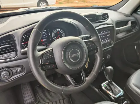 JEEP Renegade 1.8 16V 4P FLEX NIGTH EAGLE AUTOMÁTICO, Foto 8 JEEP Renegade 1.8 16V 4P FLEX NIGTH EAGLE AUTOMÁTICO, Foto 8