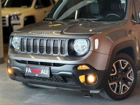 JEEP Renegade 1.8 16V 4P FLEX LONGITUDE AUTOMÁTICO, Foto 3 JEEP Renegade 1.8 16V 4P FLEX LONGITUDE AUTOMÁTICO, Foto 3