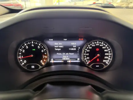 JEEP Renegade 1.8 16V 4P LIMITED FLEX AUTOM�TICO, Foto 10