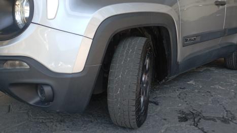 JEEP Renegade 1.8 16V 4P FLEX AUTOMÁTICO, Foto 12
