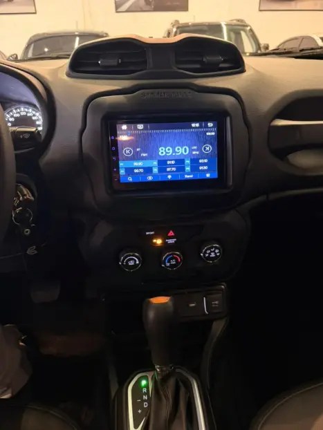 JEEP Renegade 1.8 16V 4P FLEX AUTOMÁTICO, Foto 9