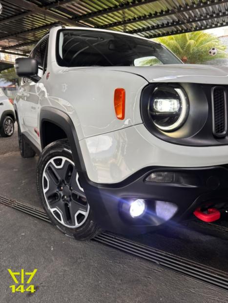 JEEP Renegade 2.0 16V 4P TURBO DIESEL TRAILHAWK 4X4 AUTOM�TICO, Foto 4