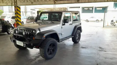 JEEP Wrangler 3.8 V6 12V SPORT TETO RGIDO AUTOMTICO, Foto 3