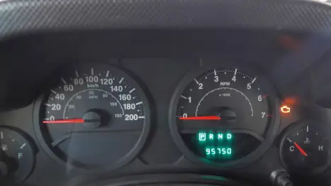 JEEP Wrangler 3.8 V6 12V SPORT TETO RGIDO AUTOMTICO, Foto 5