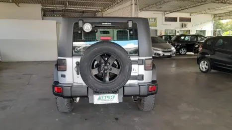 JEEP Wrangler 3.8 V6 12V SPORT TETO RGIDO AUTOMTICO, Foto 9