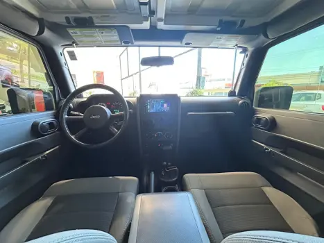 JEEP Wrangler 3.8 V6 12V SPORT TETO RGIDO AUTOMTICO, Foto 18