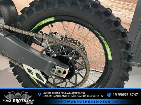 KAWASAKI KLX 450 R, Foto 9